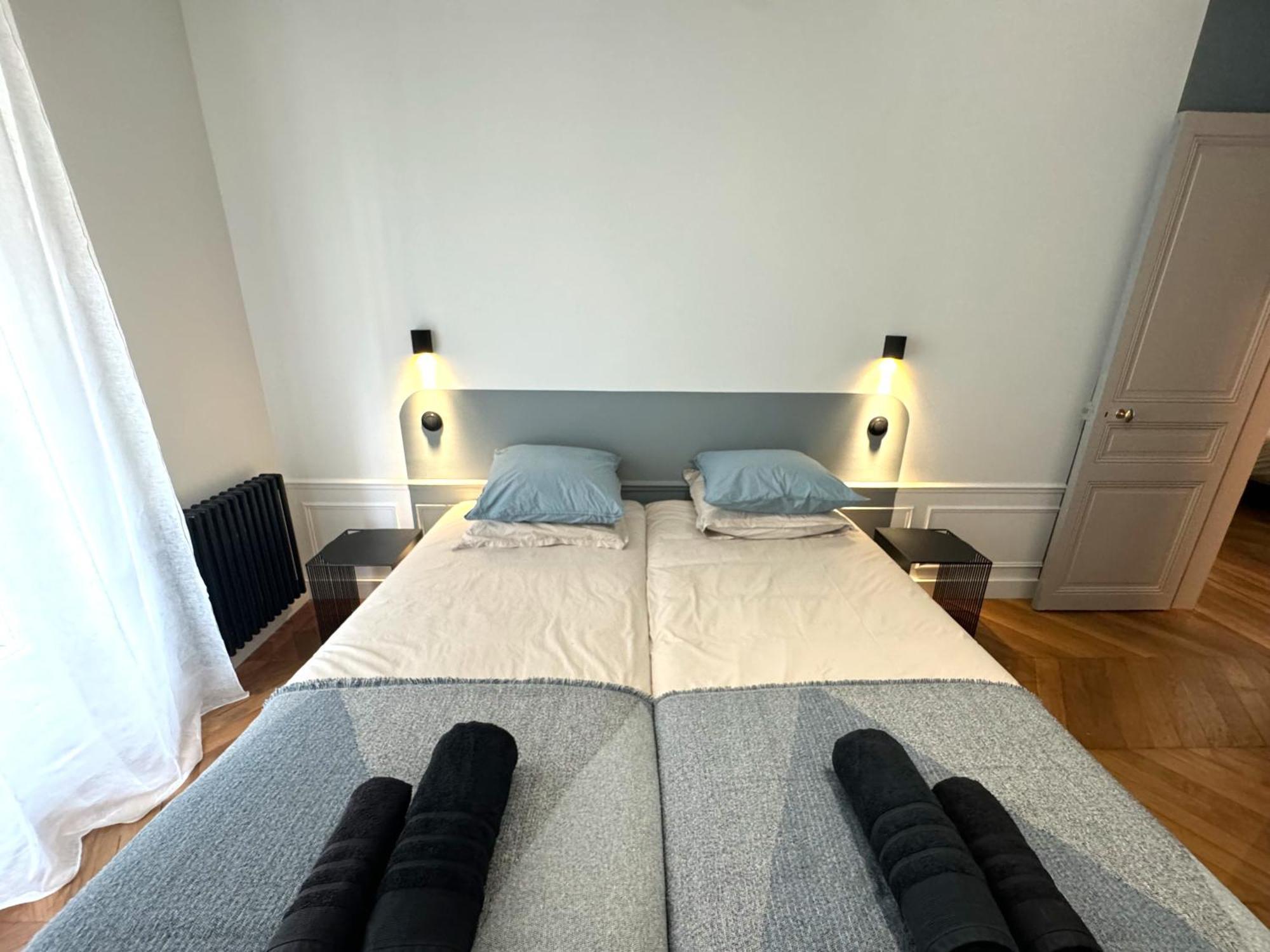 Parisian Luxury Style - Heart Of Montparnasse * Parigi
